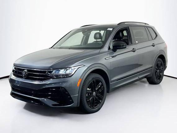 VOLKSWAGEN TIGUAN 4MOTION 2022 3VV8B7AX5NM055020 image